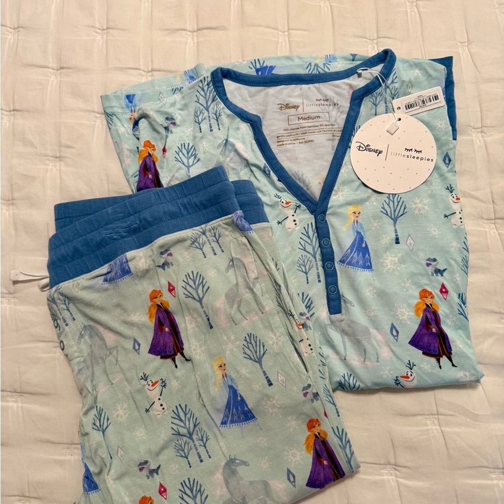 HTF Little Sleepies Frozen Pajama Set - Women’s M- read description